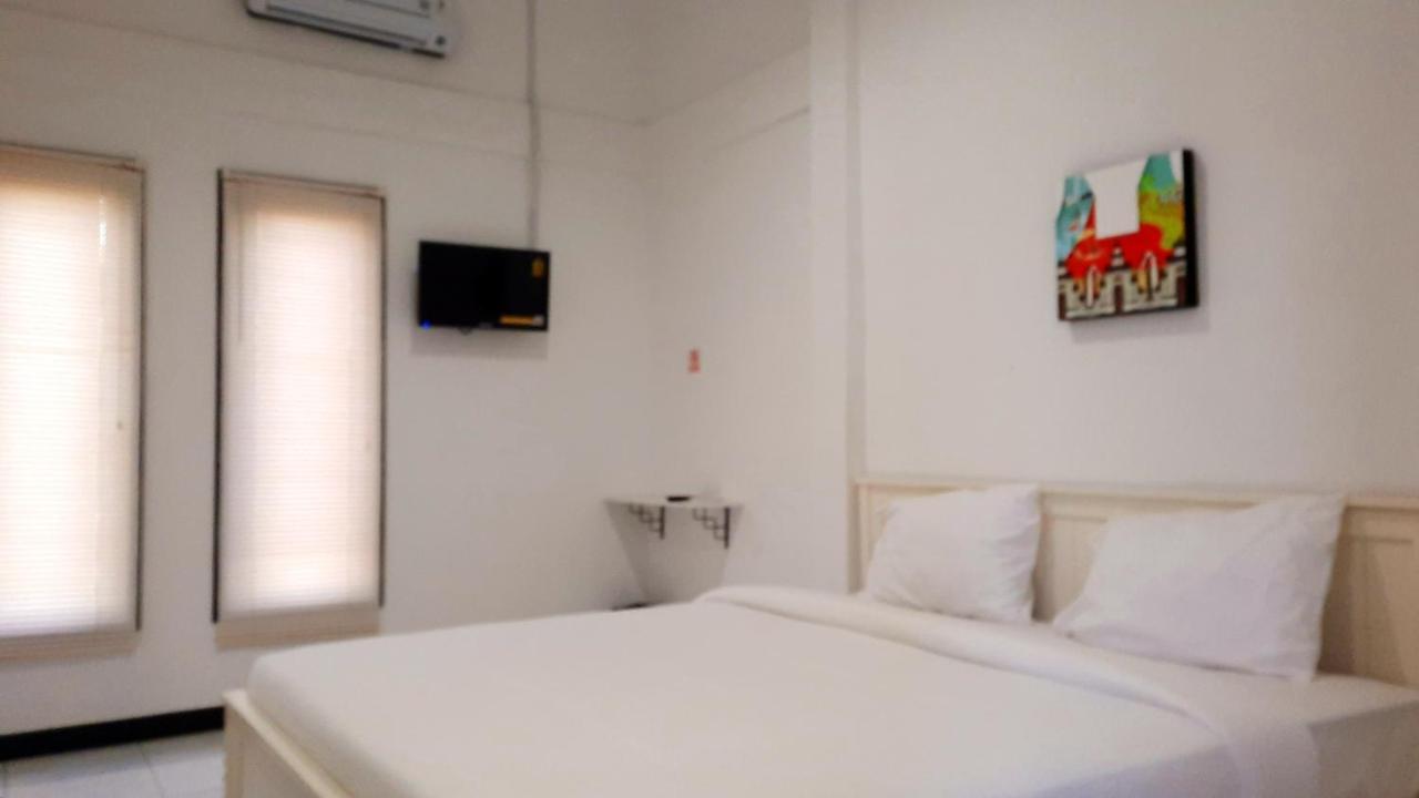 Cozy Stay Kupang Kupang  Exterior foto