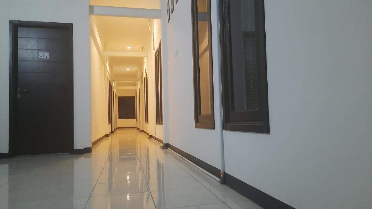 Cozy Stay Kupang Kupang  Exterior foto