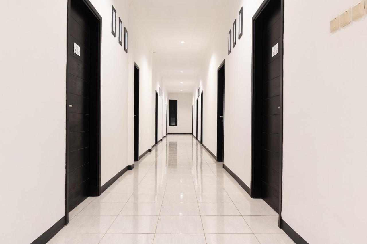 Cozy Stay Kupang Kupang  Exterior foto