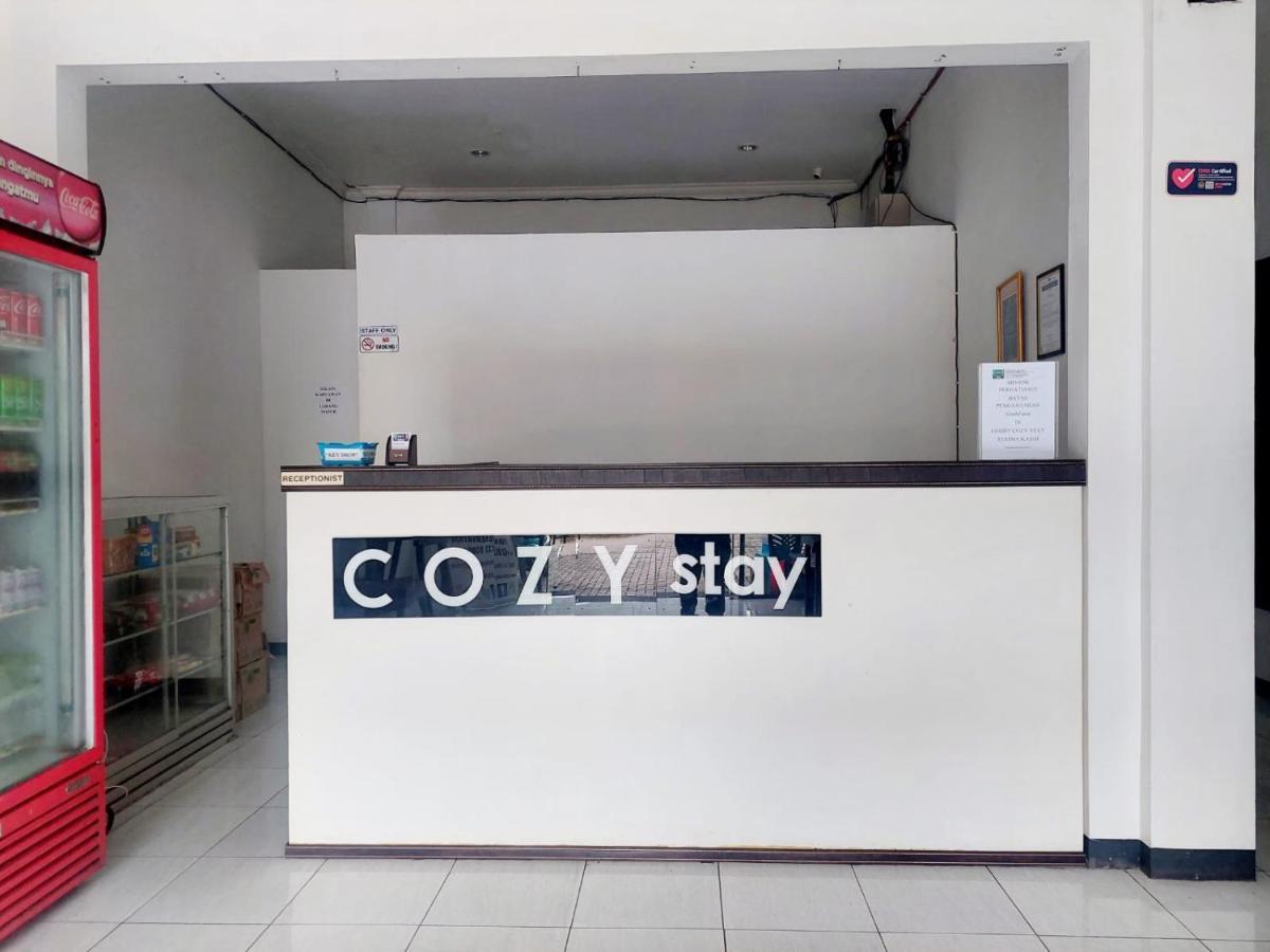 Cozy Stay Kupang Kupang  Exterior foto