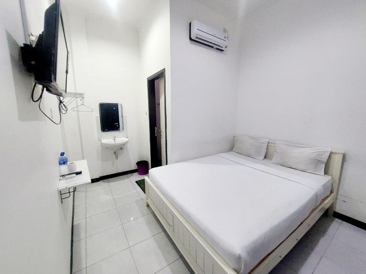 Cozy Stay Kupang Kupang  Exterior foto